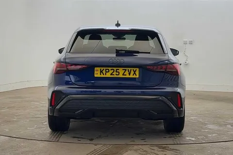 KP25ZVX Audi A3 Black Edition 35 TFSI 150 PS S tronic Thumbnail #8