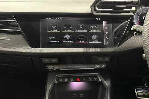 KY25CHD Audi A3 Black Edition 35 TFSI 150 PS S tronic Thumbnail #12