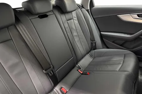 KY24TVM Audi A4 Avant Avant Sport 40 TFSI 204 PS S tronic Thumbnail #9