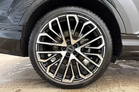 KM25HMX Audi Q7 SUV Vorsprung 50 TDI quattro 286 PS tiptronic Thumbnail #5