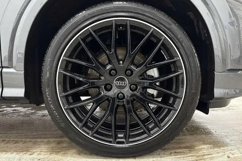 KT25ZDK Audi Q2 Black Edition 35 TFSI 150 PS S tronic Thumbnail #5