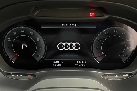 KT25ZDK Audi Q2 Black Edition 35 TFSI 150 PS S tronic Thumbnail #11