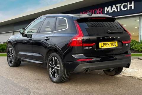 LP69VUB Volvo Xc60 2.0 T4 Edition Auto Euro 6 (s/s) 5dr Thumbnail #3
