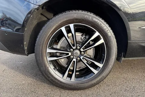 LP69VUB Volvo Xc60 2.0 T4 Edition Auto Euro 6 (s/s) 5dr Thumbnail #8