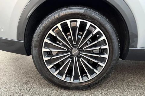 YY75PCO Omoda 9 1.5T SHS 34.46kWh Noble SUV 5dr Petrol Plug-in Hybrid DHT3 4WD Euro 6 (s/s) (449 ps) Thumbnail #8