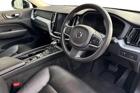LP69VUB Volvo Xc60 2.0 T4 Edition Auto Euro 6 (s/s) 5dr Thumbnail #9
