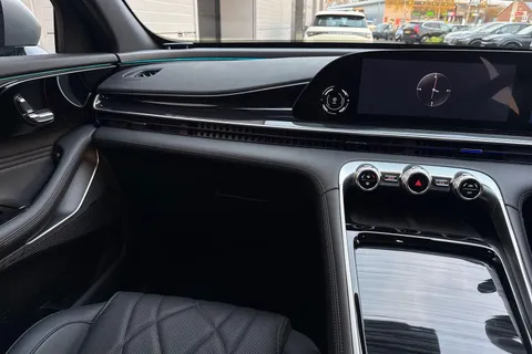 YY75PCO Omoda 9 1.5T SHS 34.46kWh Noble SUV 5dr Petrol Plug-in Hybrid DHT3 4WD Euro 6 (s/s) (449 ps) Thumbnail #16