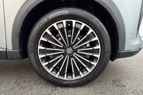 YY75PCO Omoda 9 1.5T SHS 34.46kWh Noble SUV 5dr Petrol Plug-in Hybrid DHT3 4WD Euro 6 (s/s) (449 ps) Thumbnail #23