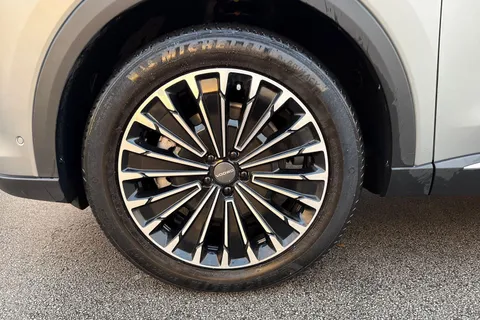 YY75PCO Omoda 9 1.5T SHS 34.46kWh Noble SUV 5dr Petrol Plug-in Hybrid DHT3 4WD Euro 6 (s/s) (449 ps) Thumbnail #24