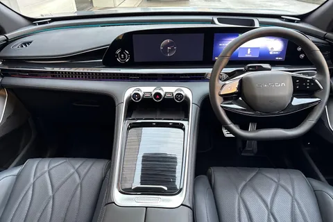 YY75PCO Omoda 9 1.5T SHS 34.46kWh Noble SUV 5dr Petrol Plug-in Hybrid DHT3 4WD Euro 6 (s/s) (449 ps) Thumbnail #28