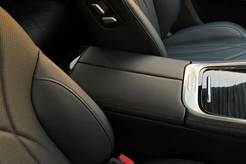 YY75PCO Omoda 9 1.5T SHS 34.46kWh Noble SUV 5dr Petrol Plug-in Hybrid DHT3 4WD Euro 6 (s/s) (449 ps) Thumbnail #39