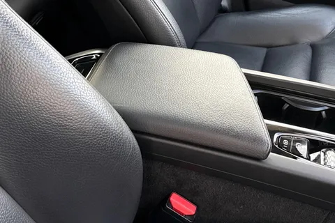 LP69VUB Volvo Xc60 2.0 T4 Edition Auto Euro 6 (s/s) 5dr Thumbnail #40