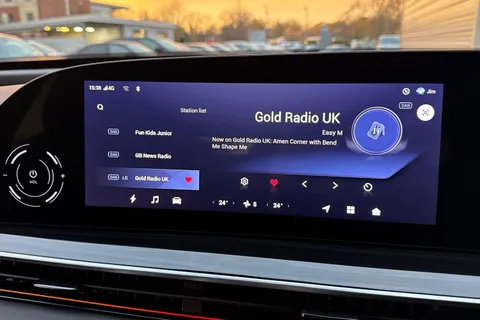 YY75PCO Omoda 9 1.5T SHS 34.46kWh Noble SUV 5dr Petrol Plug-in Hybrid DHT3 4WD Euro 6 (s/s) (449 ps) Thumbnail #44