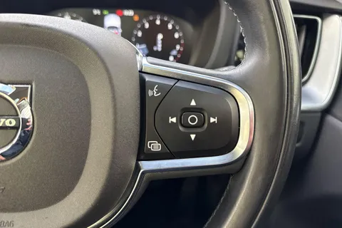 LP69VUB Volvo Xc60 2.0 T4 Edition Auto Euro 6 (s/s) 5dr Thumbnail #54