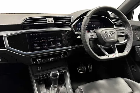 KT74OHS Audi Q3 Black Edition 35 TDI 150 PS S tronic Thumbnail #8