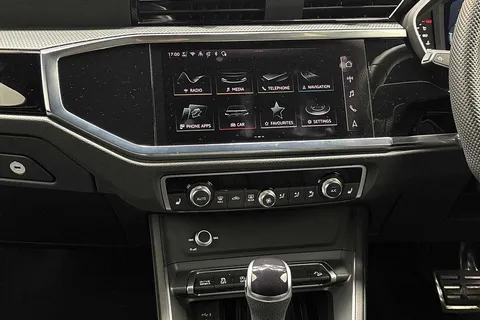 KT74OHS Audi Q3 Black Edition 35 TDI 150 PS S tronic Thumbnail #12