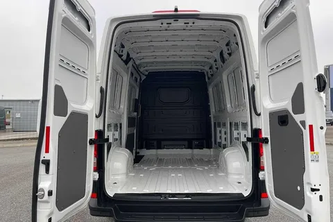 DF75ULV Volkswagen Crafter (Nf) CR35 Panel van Commerce MWB 140 PS 2.0 TDI 6sp Manual FWD Thumbnail #9