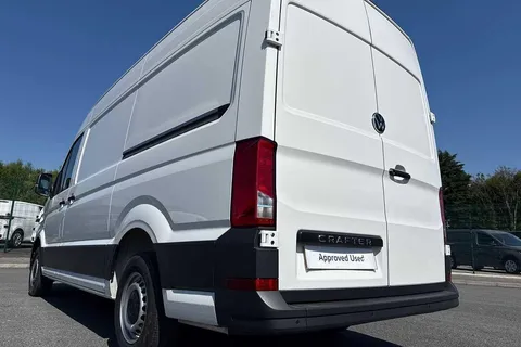 MJ74XXU Volkswagen Crafter 2.0 TDI 140PS Commerce High Roof Van Thumbnail #15