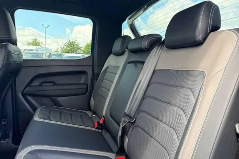 DG74CXK Volkswagen Amarok D/Cab Pick Up Style 2.0 TDI 205 4MOTION Auto Thumbnail #13