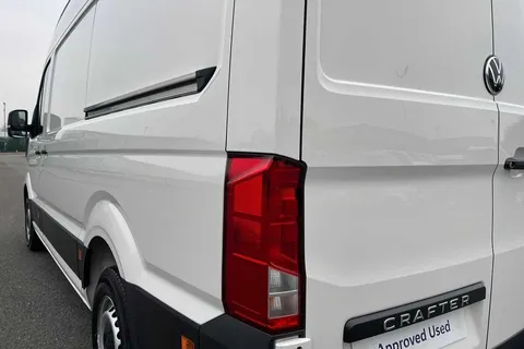 DF75ULV Volkswagen Crafter (Nf) CR35 Panel van Commerce MWB 140 PS 2.0 TDI 6sp Manual FWD Thumbnail #15