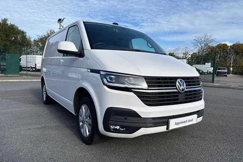 DE74WXT Volkswagen Transporter 2.0 TDI 110 Highline Van Thumbnail #16