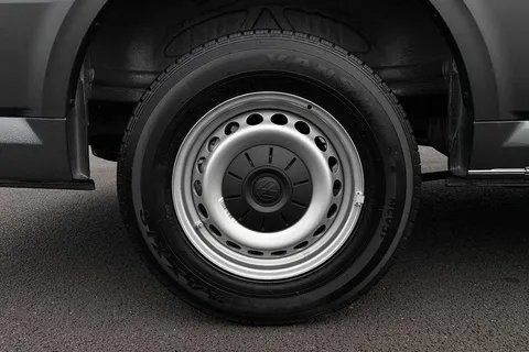 DF75UEK Volkswagen Crafter (Nf) CR35 Commerce MWB 140 PS FWD - Digital Dash/Business Pack/Camera Thumbnail #21