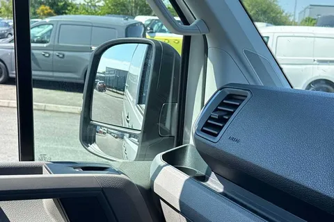 MJ74XXU Volkswagen Crafter 2.0 TDI 140PS Commerce High Roof Van Thumbnail #40