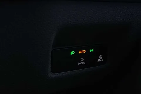 DF75ULV Volkswagen Crafter (Nf) CR35 Panel van Commerce MWB 140 PS 2.0 TDI 6sp Manual FWD Thumbnail #36