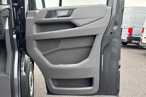 DF75UEK Volkswagen Crafter (Nf) CR35 Commerce MWB 140 PS FWD - Digital Dash/Business Pack/Camera Thumbnail #32