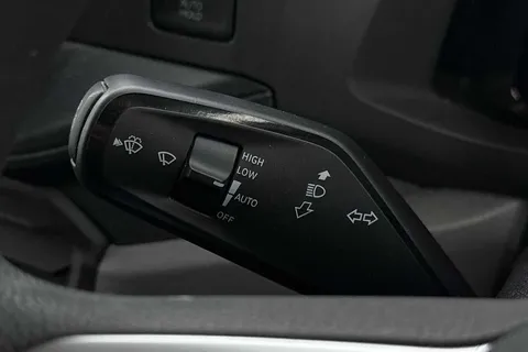 DA75SWU Volkswagen Crafter (Nf) CR35 Commerce Plus MWB 140 PS FWD - 25 Model Year Thumbnail #37