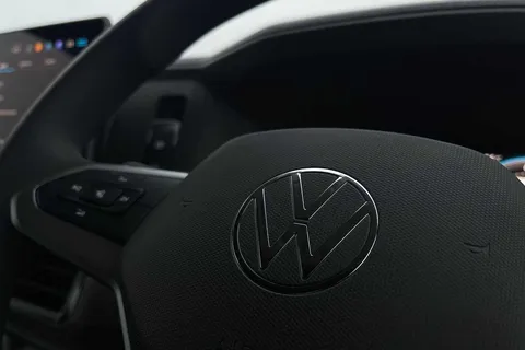 DF75ULV Volkswagen Crafter (Nf) CR35 Panel van Commerce MWB 140 PS 2.0 TDI 6sp Manual FWD Thumbnail #40