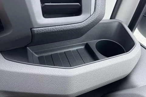 DF75ULV Volkswagen Crafter (Nf) CR35 Panel van Commerce MWB 140 PS 2.0 TDI 6sp Manual FWD Thumbnail #41