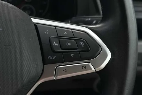 DE74WPP Volkswagen Transporter 2.0 TDI 110 Highline Van Thumbnail #38