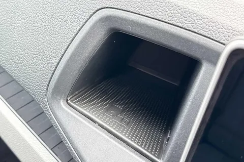 DF75UEK Volkswagen Crafter (Nf) CR35 Commerce MWB 140 PS FWD - Digital Dash/Business Pack/Camera Thumbnail #38