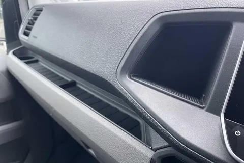 DF75ULV Volkswagen Crafter (Nf) CR35 Panel van Commerce MWB 140 PS 2.0 TDI 6sp Manual FWD Thumbnail #46