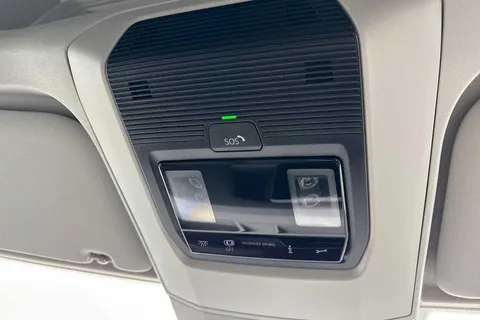 DF75UEK Volkswagen Crafter (Nf) CR35 Commerce MWB 140 PS FWD - Digital Dash/Business Pack/Camera Thumbnail #43