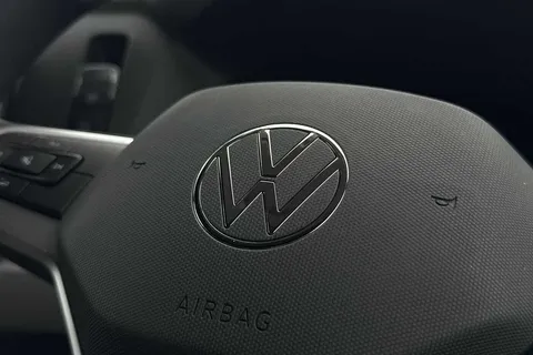 DF75UEK Volkswagen Crafter (Nf) CR35 Commerce MWB 140 PS FWD - Digital Dash/Business Pack/Camera Thumbnail #49