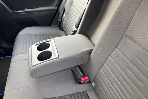 LG67MFF Toyota Auris 1.8 Hybrid Icon TSS 5dr CVT Thumbnail #24