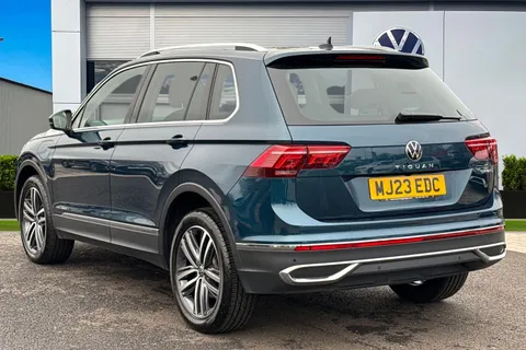 MJ23EDC Volkswagen Tiguan 1.4 TSI eHybrid Elegance 5dr DSG Thumbnail #2