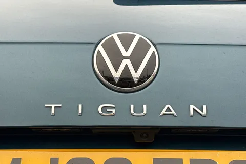 MJ23EDC Volkswagen Tiguan 1.4 TSI eHybrid Elegance 5dr DSG Thumbnail #27