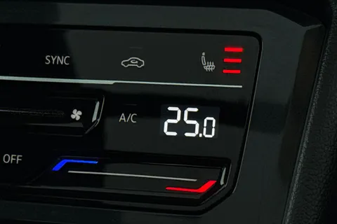 MJ23EDC Volkswagen Tiguan 1.4 TSI eHybrid Elegance 5dr DSG Thumbnail #41