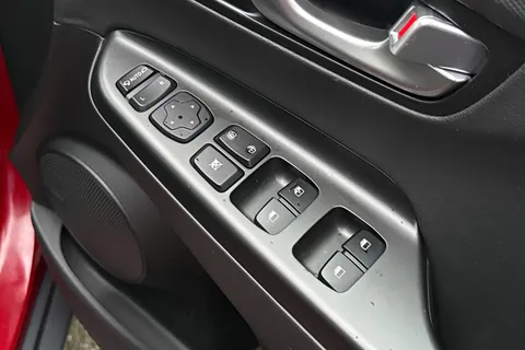 EX72HZK Hyundai Kona 1.6 GDi Hybrid Ultimate 5dr DCT Thumbnail #22