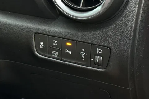 EX72HZK Hyundai Kona 1.6 GDi Hybrid Ultimate 5dr DCT Thumbnail #32