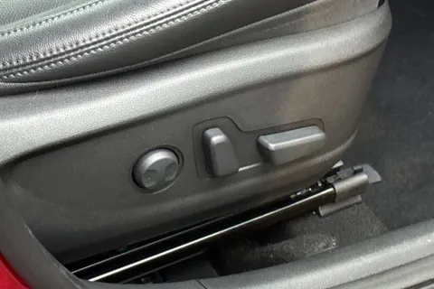 EX72HZK Hyundai Kona 1.6 GDi Hybrid Ultimate 5dr DCT Thumbnail #33