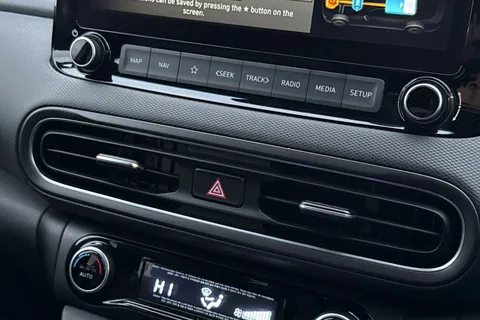 EX72HZK Hyundai Kona 1.6 GDi Hybrid Ultimate 5dr DCT Thumbnail #42