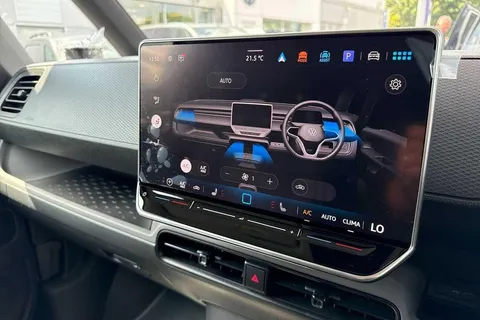 BT25CSU Volkswagen ID. Buzz 210kW Commerce Plus 79kWh Auto Thumbnail #18