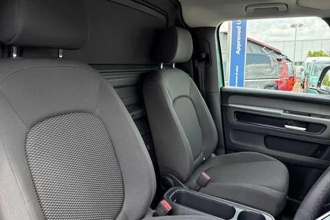 BT25CSU Volkswagen ID. Buzz 210kW Commerce Plus 79kWh Auto Thumbnail #20