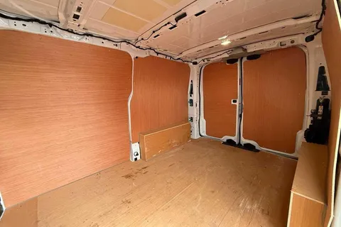 BV25SDZ Volkswagen Transporter 2.0 TDI 110 Commerce Plus Van Thumbnail #42