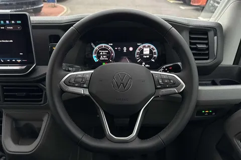 BT75EBM Volkswagen Crafter 2.0TDI 177PS CR35 MWB Commerce Plus Auto-Low Roof Thumbnail #12