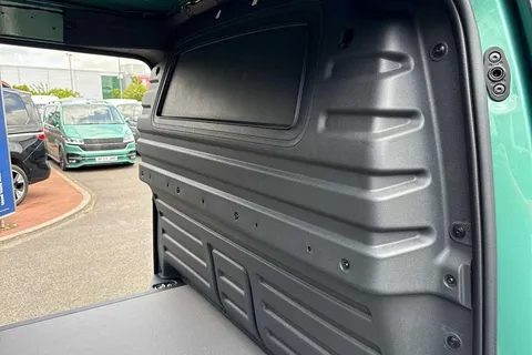 BT25CSU Volkswagen ID. Buzz 210kW Commerce Plus 79kWh Auto Thumbnail #57